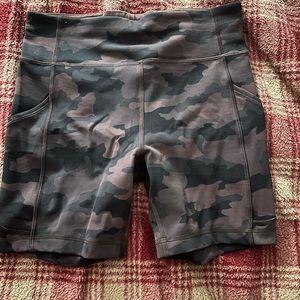 Invigorate Shorts 6 inch